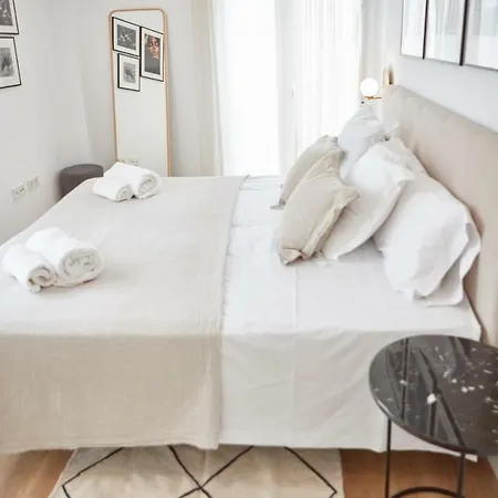 Apartment La Bola